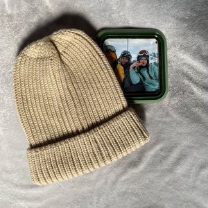 Oatmeal beanie